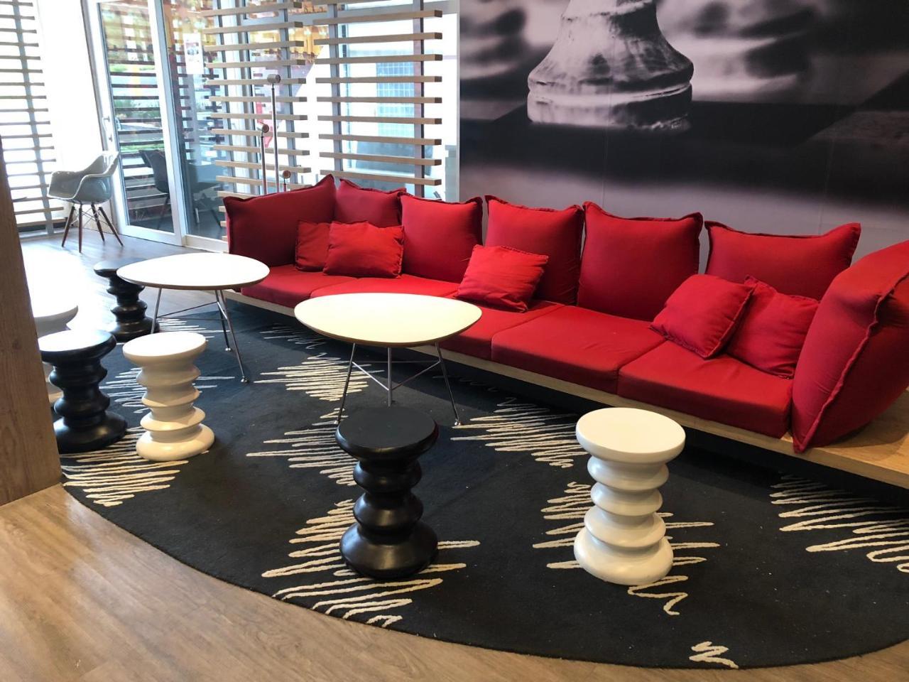 Ibis Aeroporto Hotel 3*
